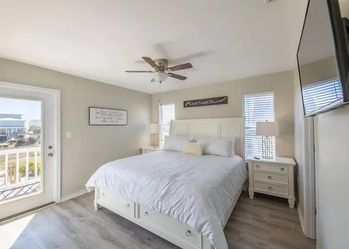 The Herron, Sleep 20, Walk Villa *