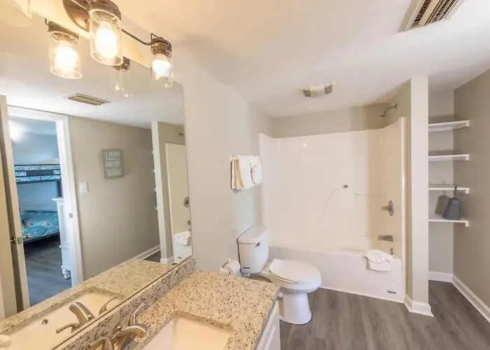 Villa The Herron, Sleep 20, Walk Gulf Shores