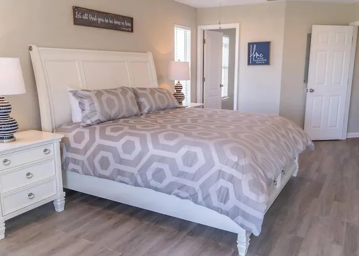 Villa The Herron, Sleep 20, Walk Gulf Shores